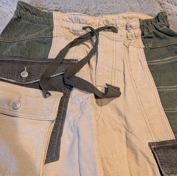 Free People Terra Utility Pant Size medium Slouchy Relaxed Fit Cropped NWOT - Picture 10 of 16
